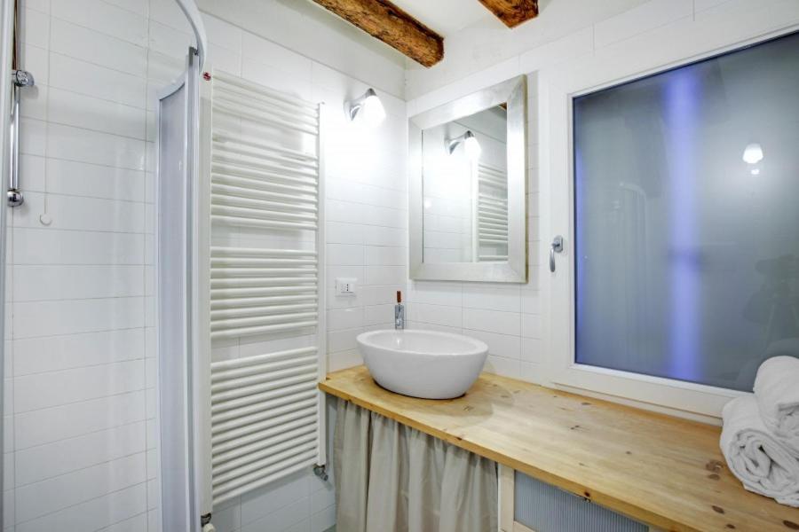 Cozy Apartment Up To 4 In Biennale Giardini By Bricola Apartments 威尼斯 外观 照片